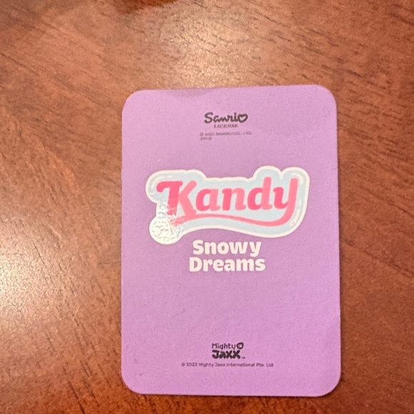 Sanrio Gudetama Figurine with Cinnamon Stick and Whipped Cream bn without tags - Picture 2 of 4